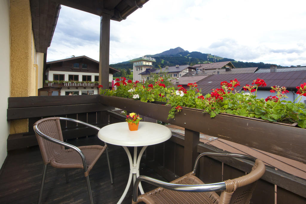 Cafe Rainer Daire Sankt Johann in Tirol Dış mekan fotoğraf